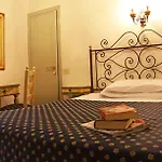 La Cisterna Hotel San Gimignano