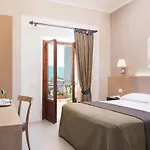 La Cisterna Hotel 3*
