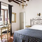 La Cisterna 3*