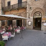 La Cisterna San Gimignano