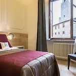 Hotel La Cisterna 3*