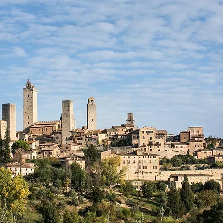 La Cisterna Hotel 3*