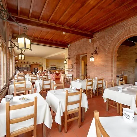 La Cisterna Hotel