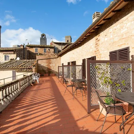 Hotel La Cisterna San Gimignano