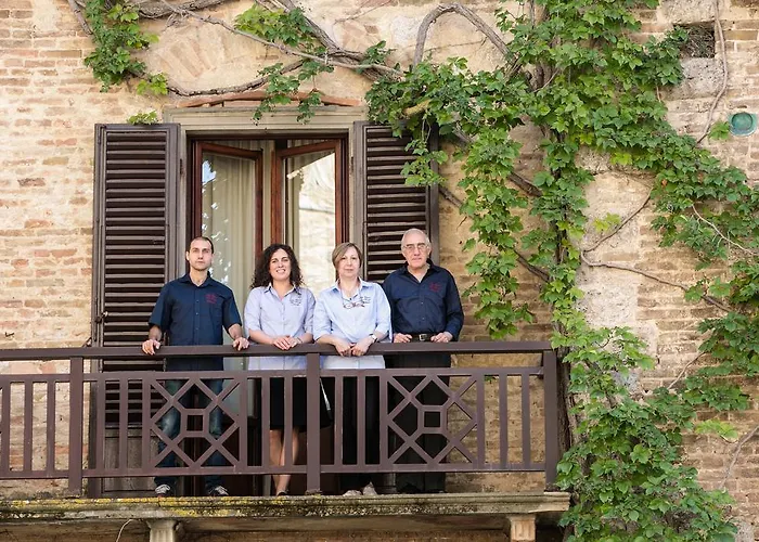 La Cisterna 3* San Gimignano