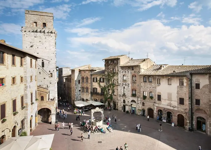 Hotel La Cisterna 3*