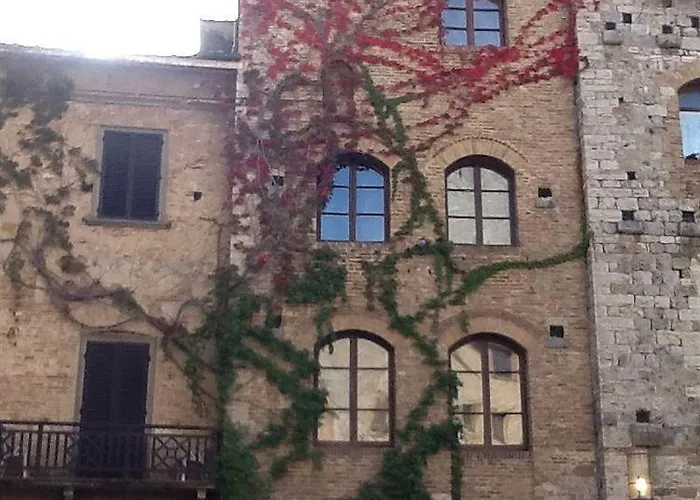 La Cisterna 3* San Gimignano