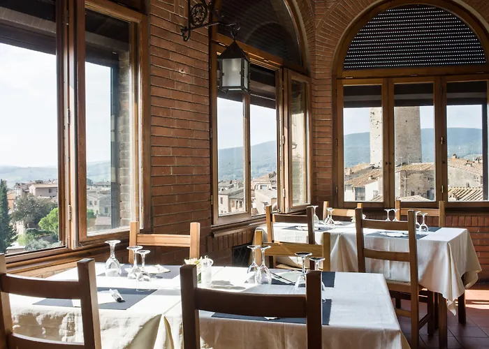 La Cisterna 3* San Gimignano