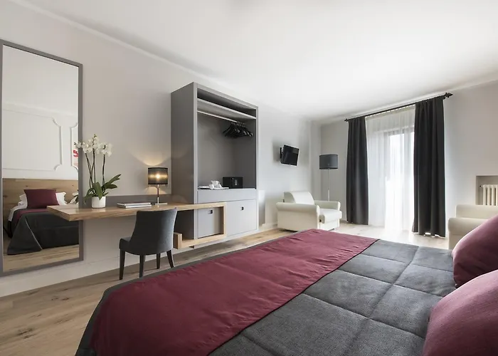 Hotel La Cisterna San Gimignano